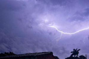 Alerta por tormentas alcanza a seis departamentos