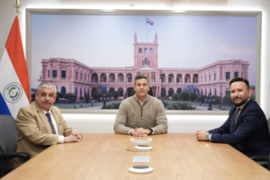 Isaías Fretes reemplaza a Barán como ministro de Salud
