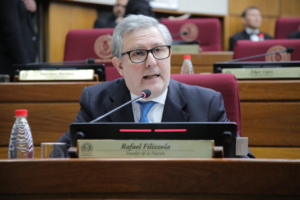 Filizzola sobre salida de Barán: “Pagó los platos rotos de la desidia del Ejecutivo”