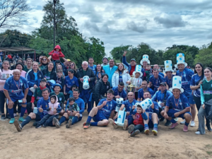 Barrio Chiquito corona a su nuevo monarca
