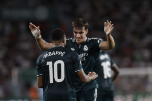 Agónico triunfo del Real Madrid ante el Elche en el descuento