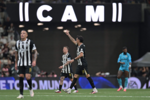Mineiro remonta ante el Santos y avanza a semifinales de la Sudamericana
