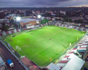 Sportivo 2 de Mayo visita al urgido San Lorenzo, en el duelo de polos opuestos