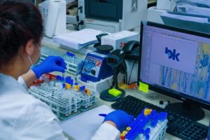 ¿Es posible tratar el cáncer de mama sin quimioterapia? El ADN ayuda a encontrar respuestas
