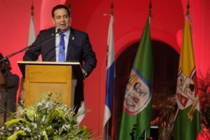 Estigarribia pide al PLRA liderar la unidad opositora para 2028